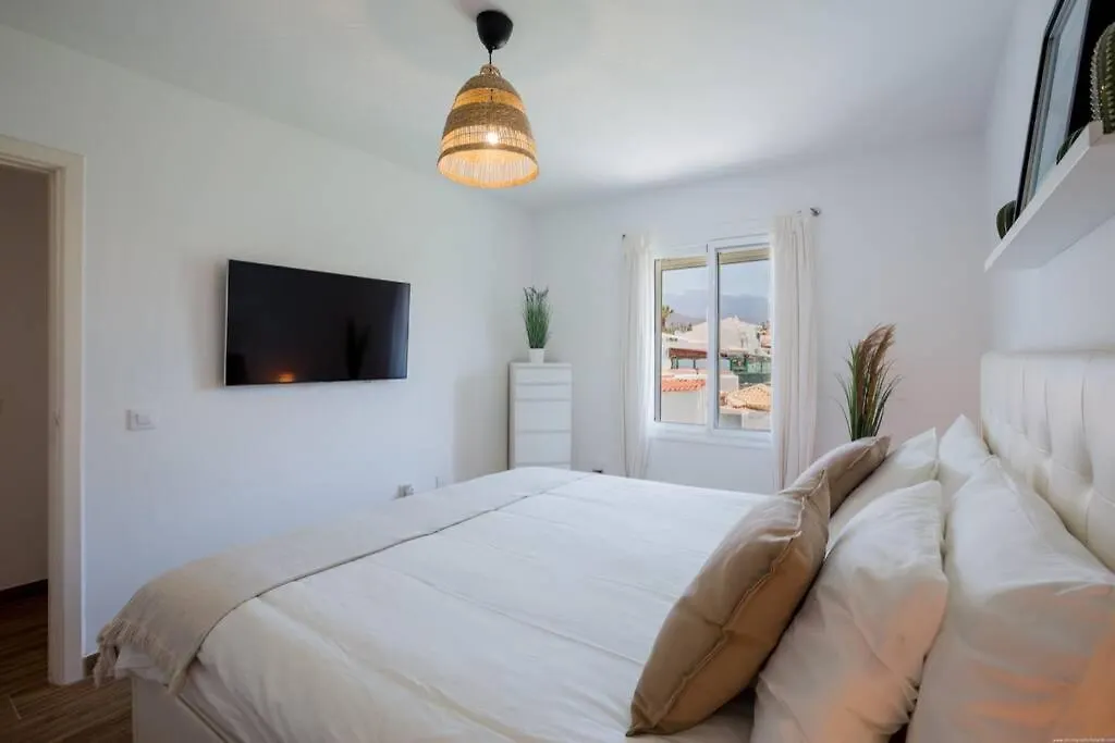 Villa Pure By H&H - Adelfas 1, Golf Del Sur à San Miguel De Abona 0*,  Espagne